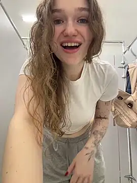 RussianWoman online show from May 7, 12:37 am