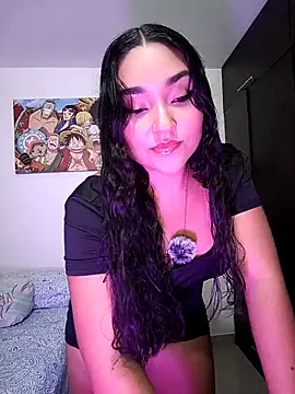 Tinablakee  online show from November 21, 3:30 am