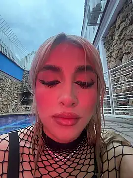 NathalieRoss1 online show from May 17, 10:36 am