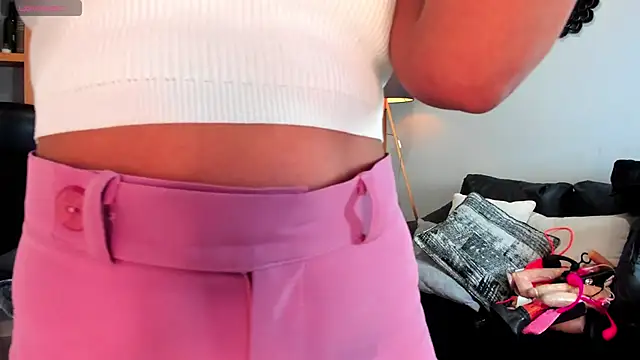 Violet Kumar online show from November 24, 7:38 pm