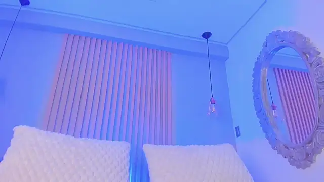 cleo johnson online show from November 21, 3:52 am