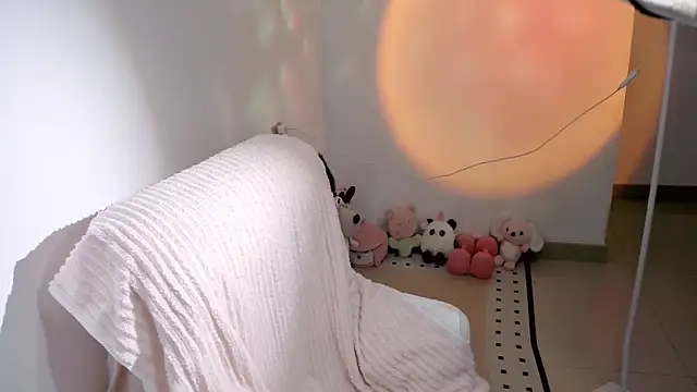 XIAOFENG-2025 online show from March 31, 6:24 am