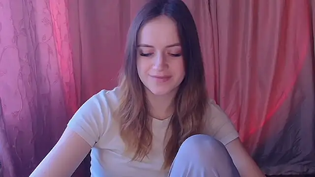 Illa May online show from March 7, 10:44 am