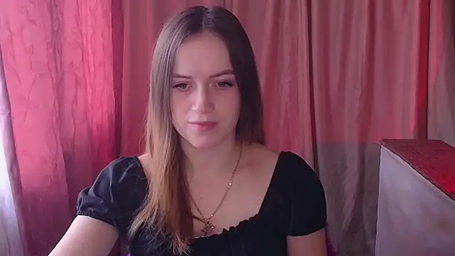 Illa May online show from March 26, 8:05 am