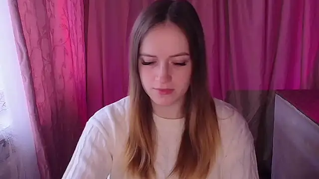 Illa May online show from April 9, 6:19 am