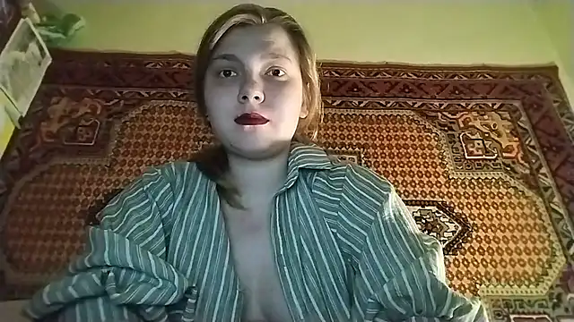 KikiBang online show from March 20, 8:14 pm