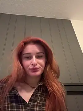 LunarBeatrice online show from November 20, 3:13 pm