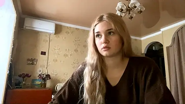 Malley Saunds online show from December 4, 8:38 am