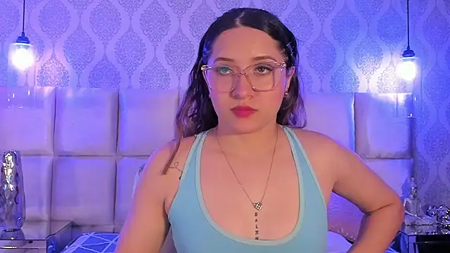 LeiahBlonde online show from January 9, 6:23 pm