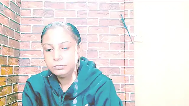 indian spice girl online show from May 11, 7:43 am