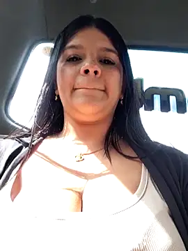 Layla-daring online show from May 4, 7:28 pm