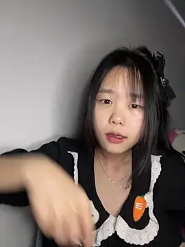 Kiee-lee online show from March 3, 3:40 pm