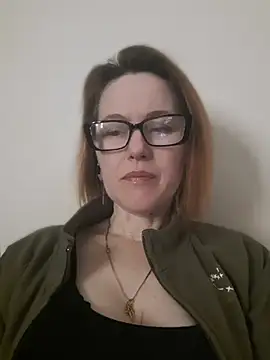 LanaOlbenst online show from May 3, 7:50 pm