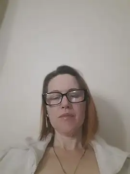 LanaOlbenst online show from May 11, 8:17 pm