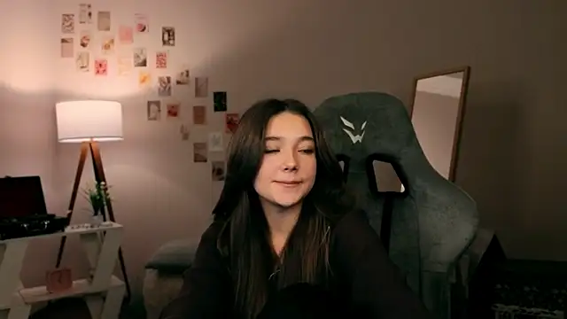 Vexorine online show from November 29, 8:02 pm