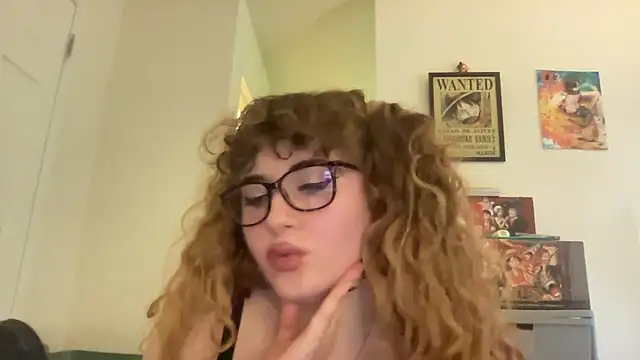 ariapeachy online show from November 21, 1:35 pm