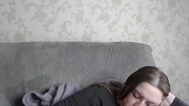 GirlPlayer online show from May 9, 3:30 am