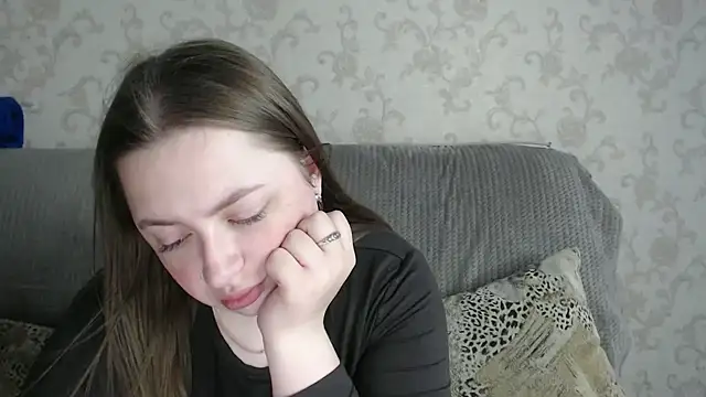 GirlPlayer online show from May 10, 10:17 am