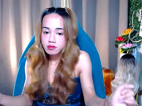 imadriana12 online show from December 19, 4:10 pm