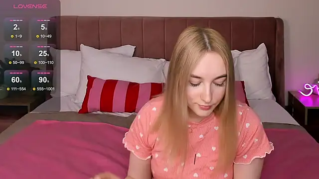 Shy Polly online show from May 16, 1:41 am