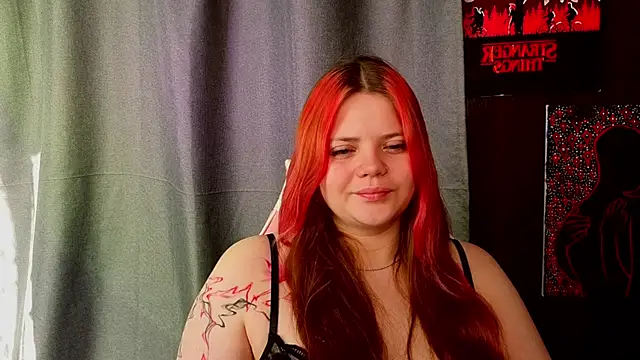 KellyFiery online show from June 28, 1:12 am