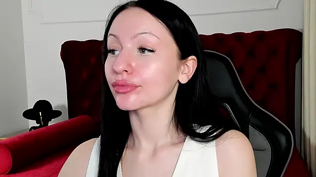 NaomiBlakes online show from December 3, 7:22 am