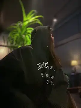 Toffee-00 online show from March 20, 9:36 am