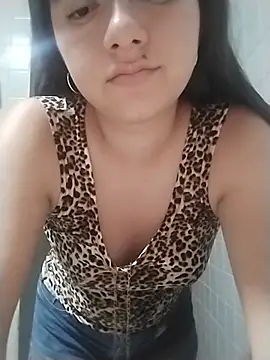 Chaparrita13 online show from July 26, 5:04 am
