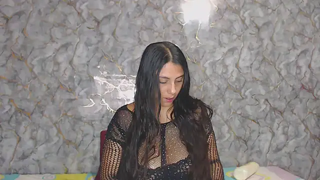 miarouse1531 online show from May 10, 12:45 am