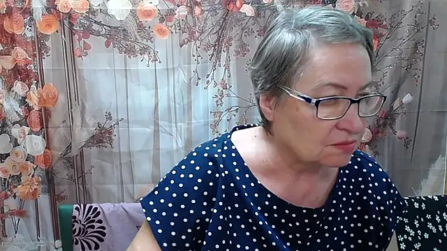 OlgaLuck online show from March 31, 5:51 am