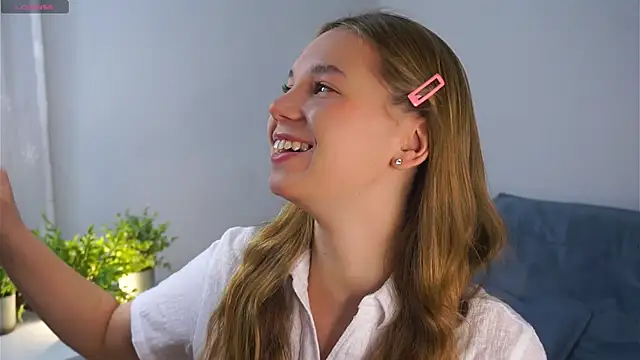 AmparoCilek online show from March 6, 9:54 pm