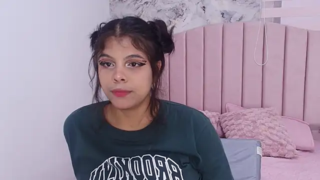 katsumi yan online show from December 15, 8:14 pm