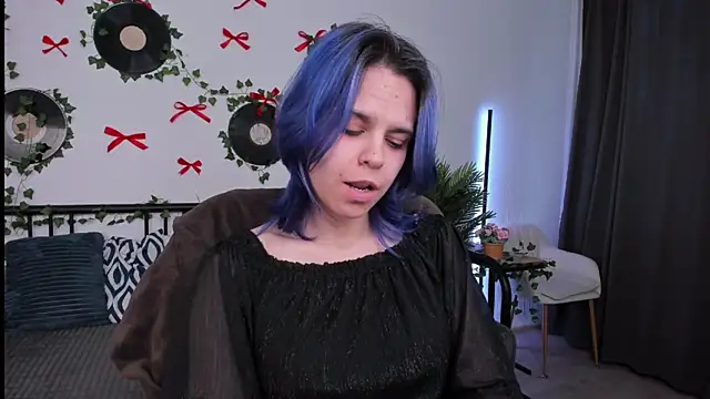 LiraBelle online show from May 13, 3:12 am