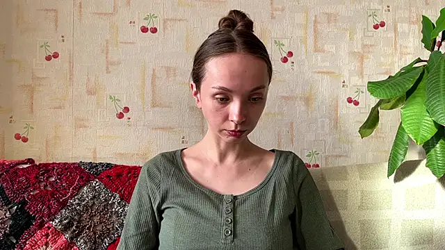 PaulaTisch online show from April 10, 3:07 pm