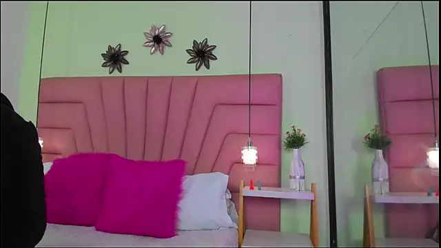 Ambar85 online show from April 7, 11:12 am