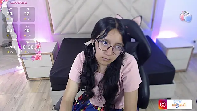 rosee tay1 online show from December 19, 11:46 am