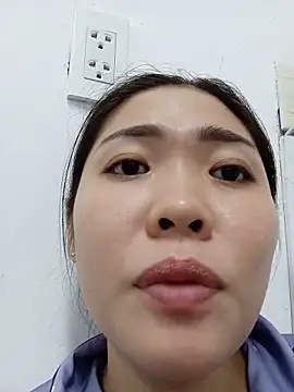 Lin-kute98 online show from May 15, 9:56 am