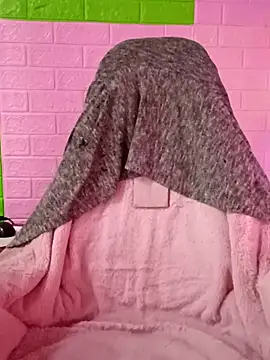 Lily-ross22 online show from February 28, 5:18 am