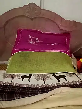 Lily-ross22 online show from May 2, 3:21 am