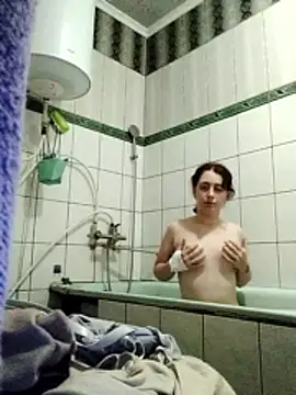 LoweredLockout online show from December 21, 11:41 pm