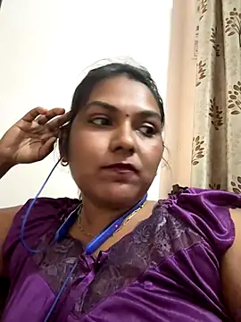 Tamil Smiley Queen online show from January 5, 5:49 pm