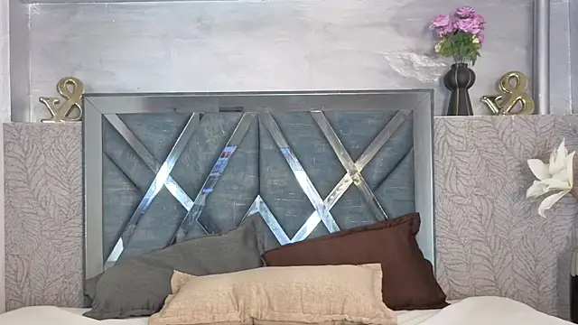 megan lenon online show from April 20, 7:06 pm