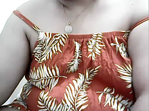 cutechubby online show from May 7, 11:25 am
