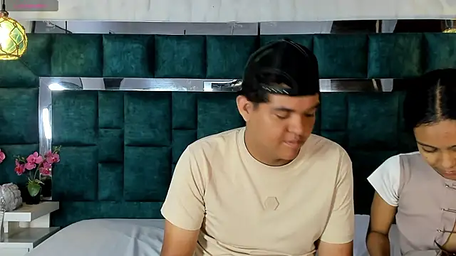  bonnyandclyde online show from May 22, 1:31 pm