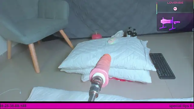 sophie 1  online show from May 16, 4:15 am