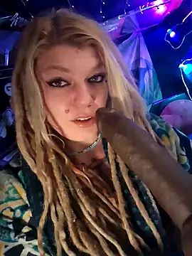Horny hippie online show from December 17, 10:52 am
