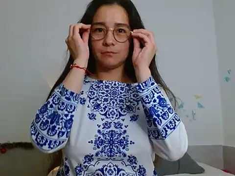 seductrixee online show from December 20, 1:31 am