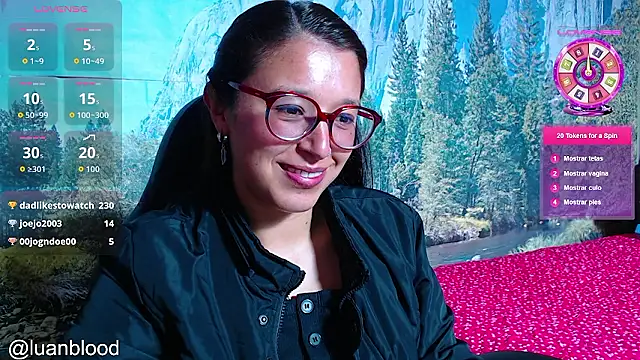 luanablood online show from January 15, 7:09 pm