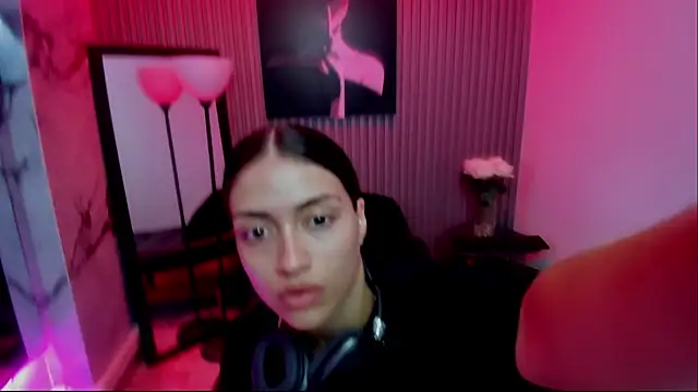 Violettacamss 69 online show from December 1, 1:36 pm