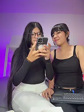 ZafiraNavarro online show from April 30, 6:24 pm